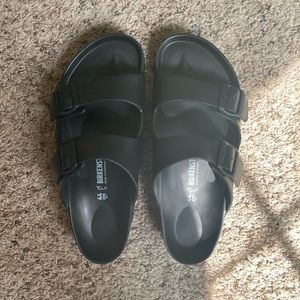 Black Birkenstock’s Size 11 Men’s